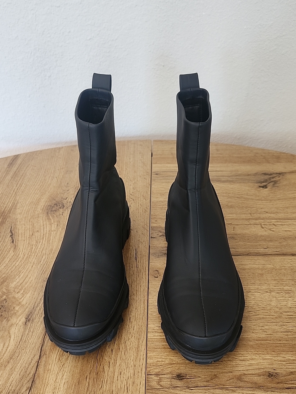 rag & bone Shiloh Sport Black Waterproof Lug Sole Boots. Size 39/ Us 9